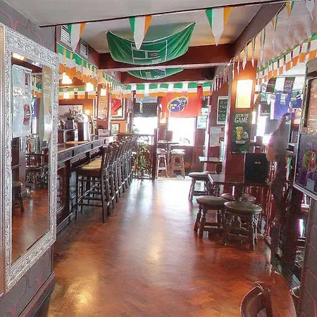 ホテル The Lombard Pub & Townhouse